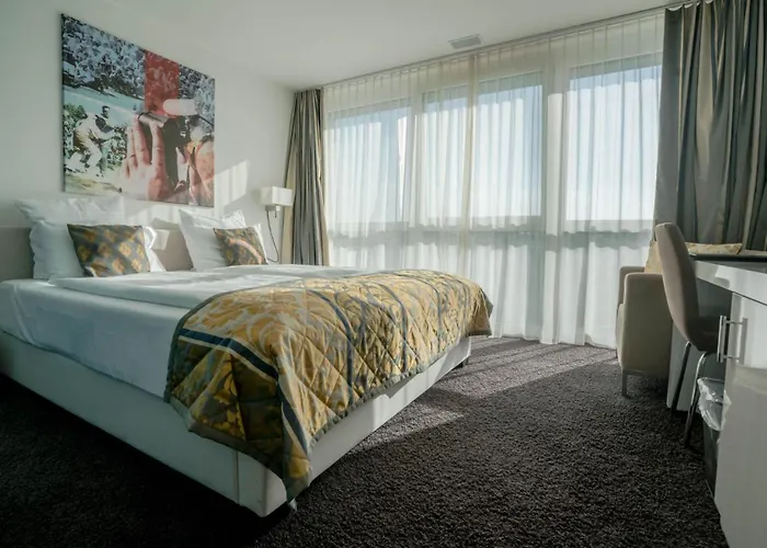 Hotel Swiss Star